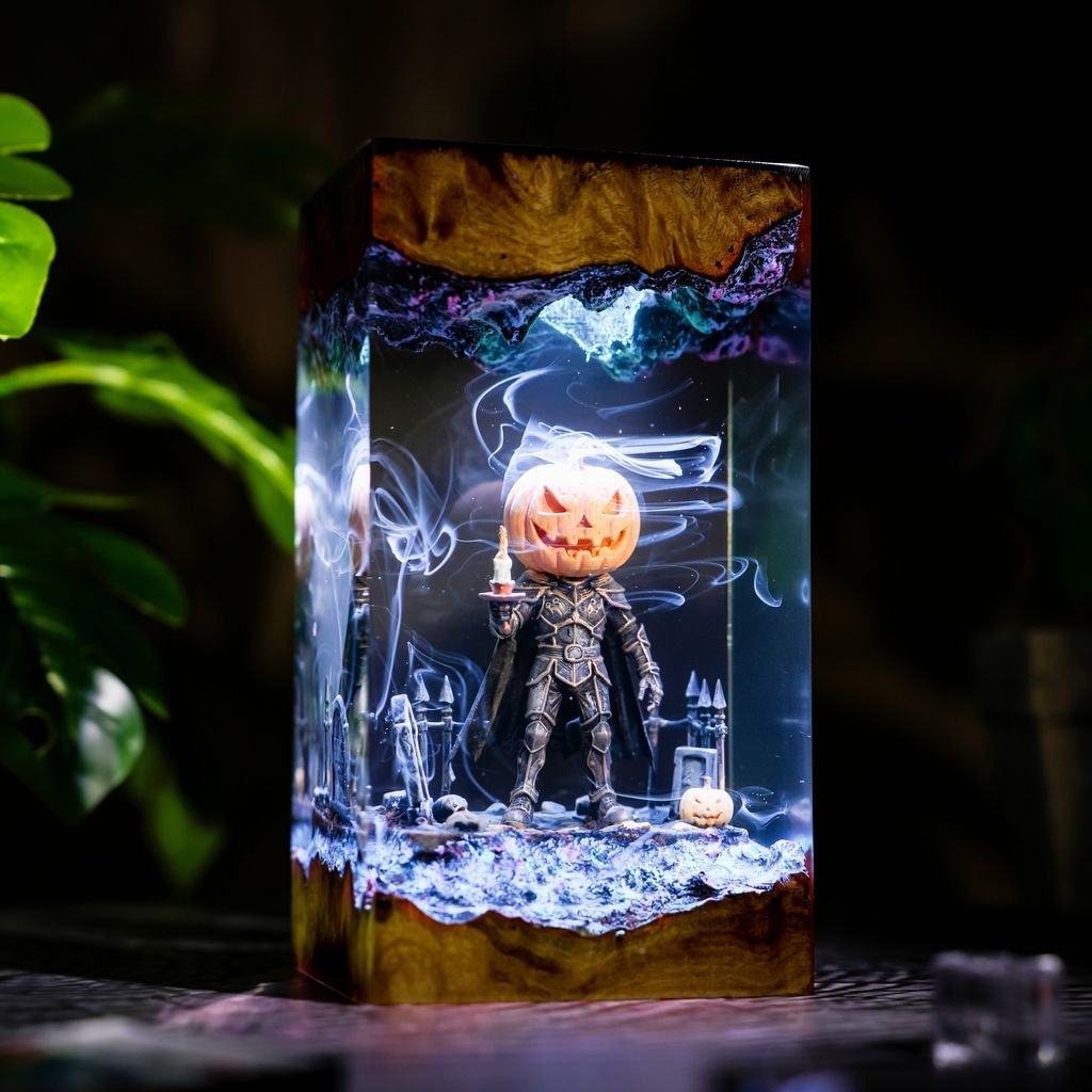 Halloween pumpkin knight epoxy lamp in cool white light