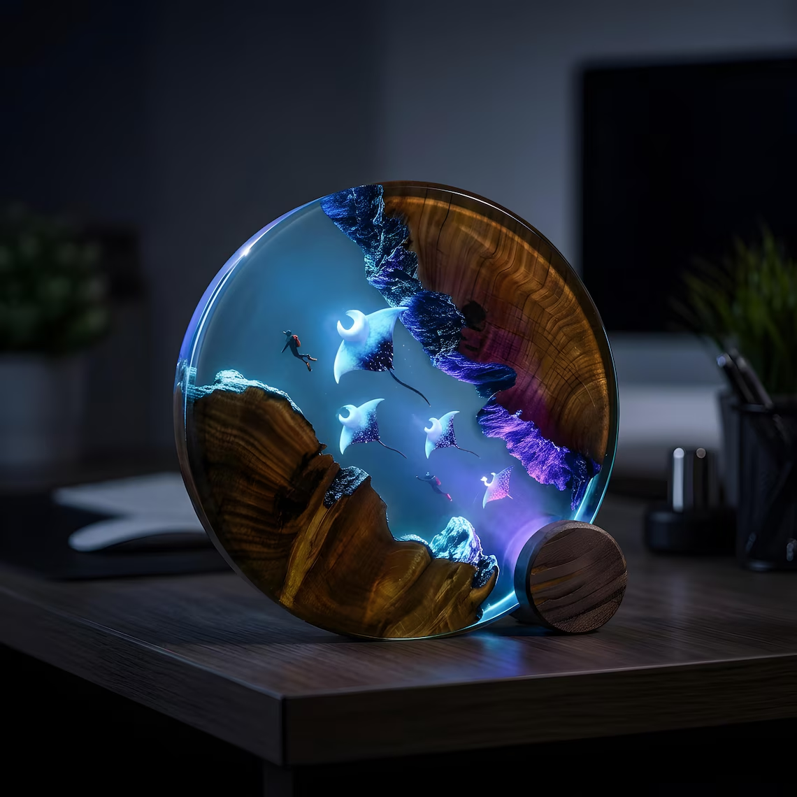 Resin Ocean Lamp — Manta Rays & Scuba Diver in a Round Disc with Natural Wood Edges - view 1