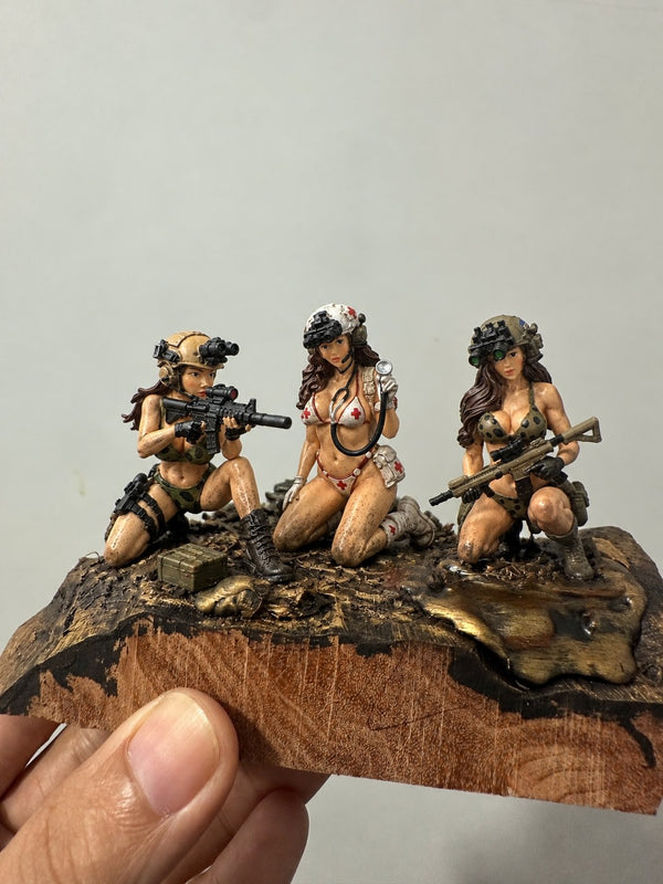 Kame Arts hand-painted diorama
