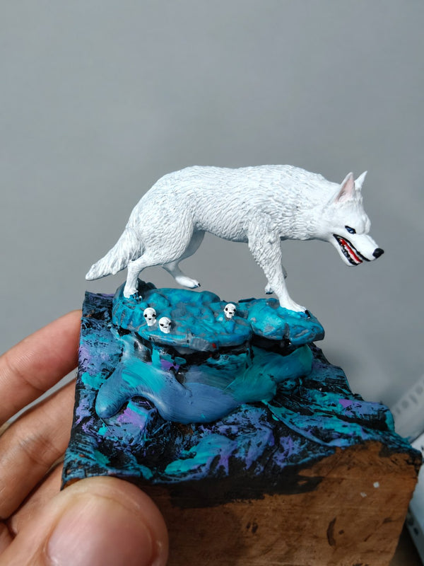 Kame Arts hand-painted diorama