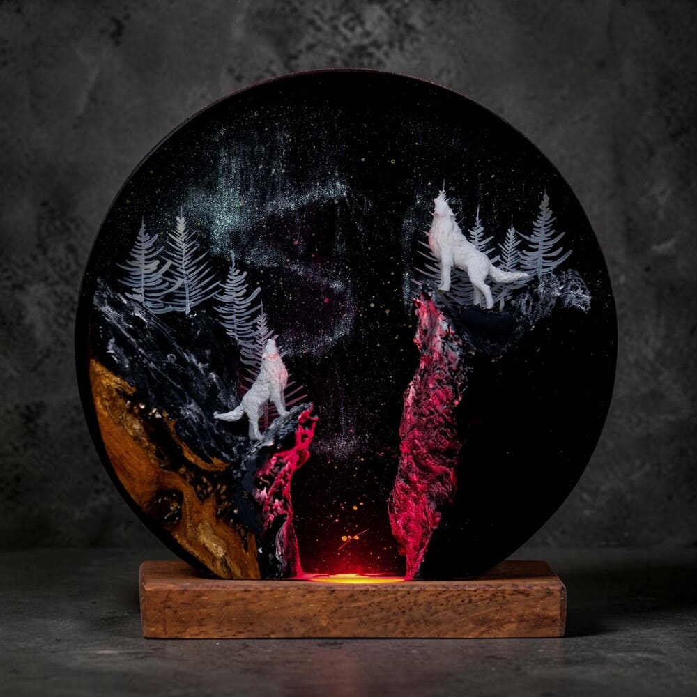 Epoxy Resin Lamp — Two White Wolves Howling in a Round Night Forest Disc, Wood Base - view 3